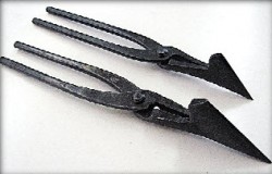 板金ハサミ板金ツカミ八千代ツカミ